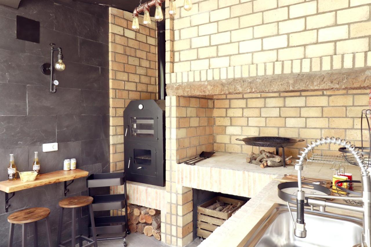 Casa Rural Ideal Para Escapadas Con Barbacoa Y Spa Tinarejos Eksteriør billede