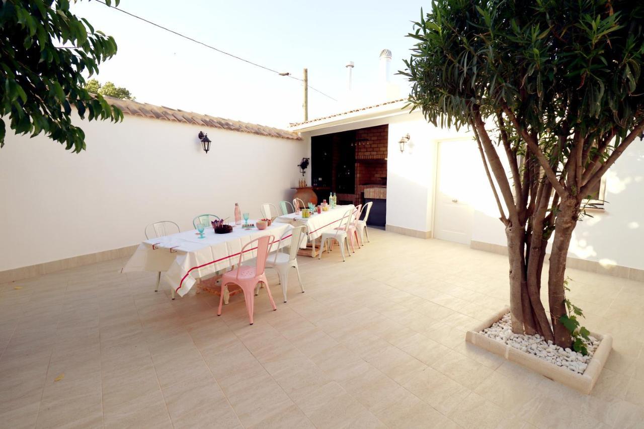 Casa Rural Ideal Para Escapadas Con Barbacoa Y Spa Tinarejos Eksteriør billede